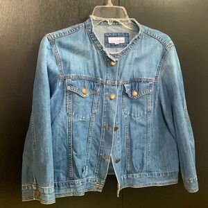 Loft cropped denim jacket.